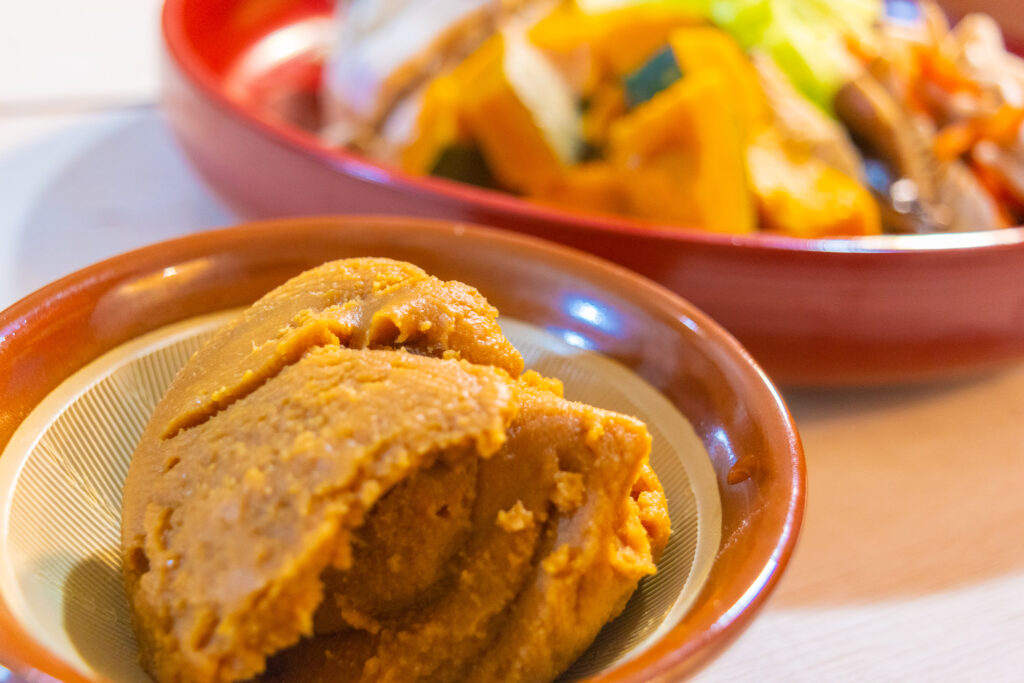 高菜先生の料金おまかせほうとう食堂で使用している味噌のアップ写真